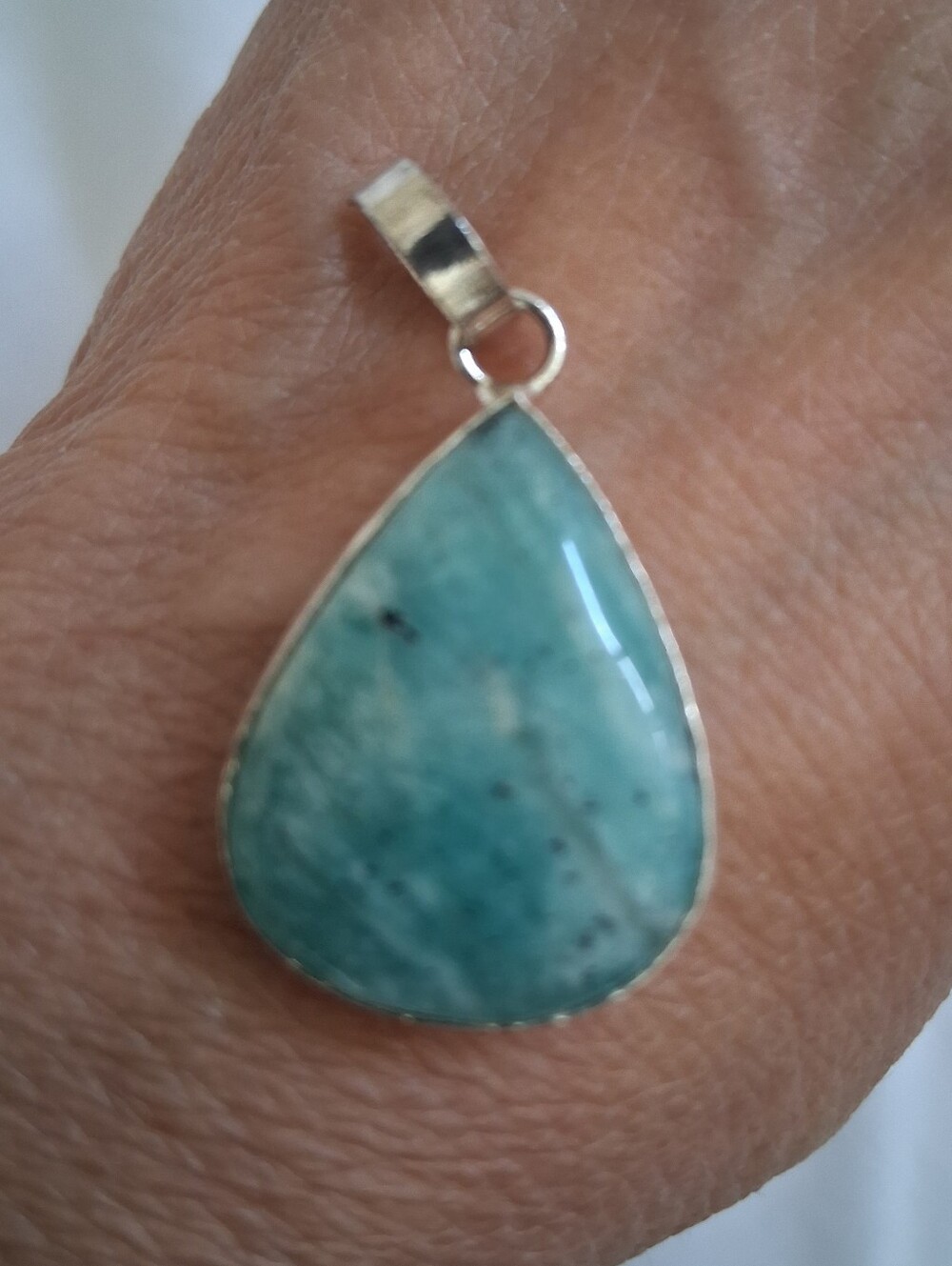 AQUAMARINE STONE TEARDROP PENDANT